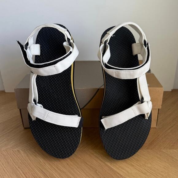 Teva Platform Black/Yellow Women Strap Sandals - SZ 10 - Picture 2 of 10